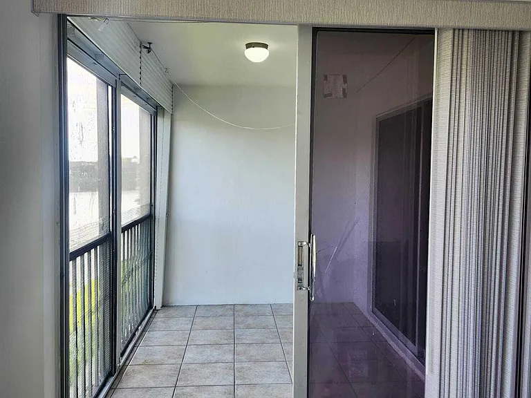 3905 N Nob Hill Rd #206 — Photo 45