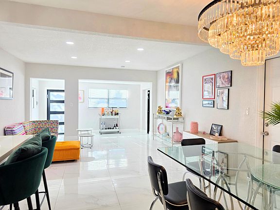 5th image of 2030 SW 22nd Avenue