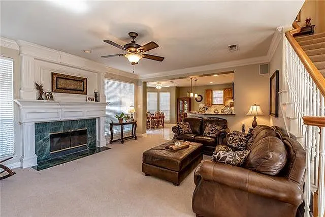 5914 Edgewood Dr — Photo 4