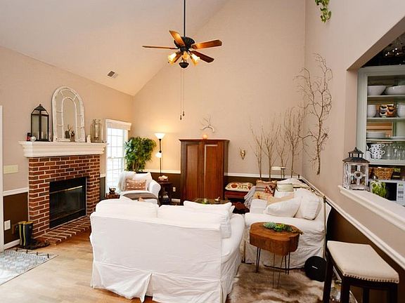 5th image of 117 Old Mill Ct #117