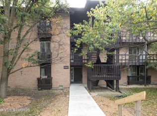 5501 Lakeside Dr #117-2A, Lisle, IL 60532