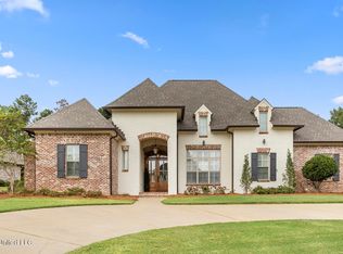 165 Carrington Dr, Madison, MS 39110