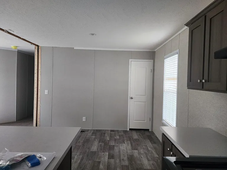 145 Southshore Dr — Photo 5