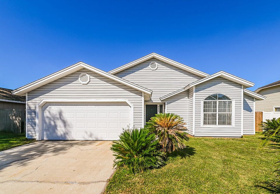 1st image of 8465 Rockridge Dr