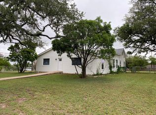 1028 S Wall St, Belton, TX 76513
