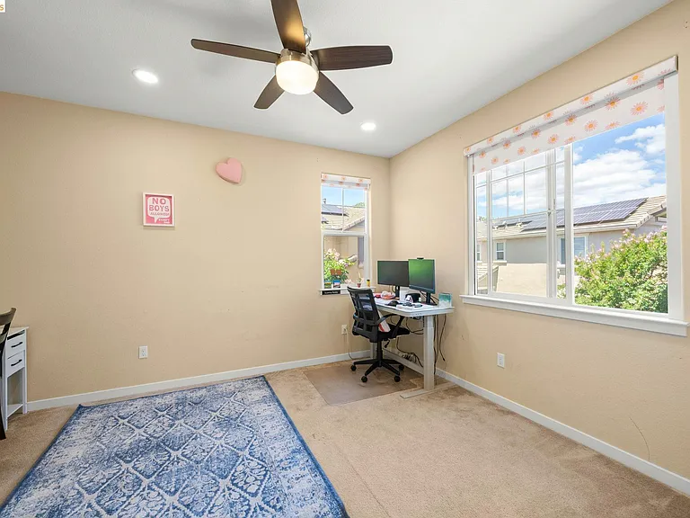 339 Emory Ct — Photo 26