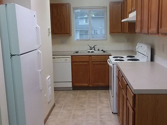 4th image of 99 Penny Ln