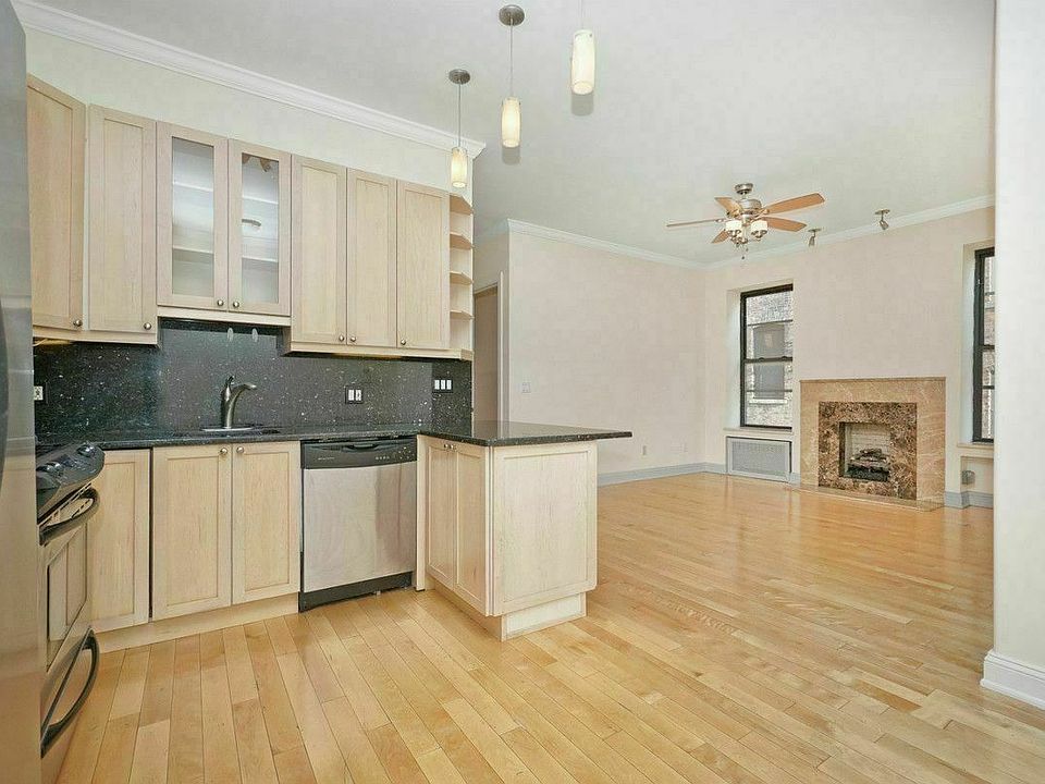 1st image of 742 Saint Nicholas Ave APT 9