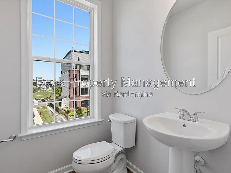 227 Brattice Dr — Photo 14