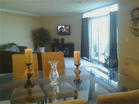 5th image of Tennyson Dr