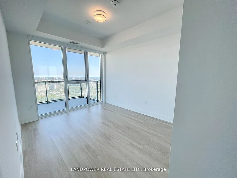30 Inn On The Park Dr #4206 — Photo 3