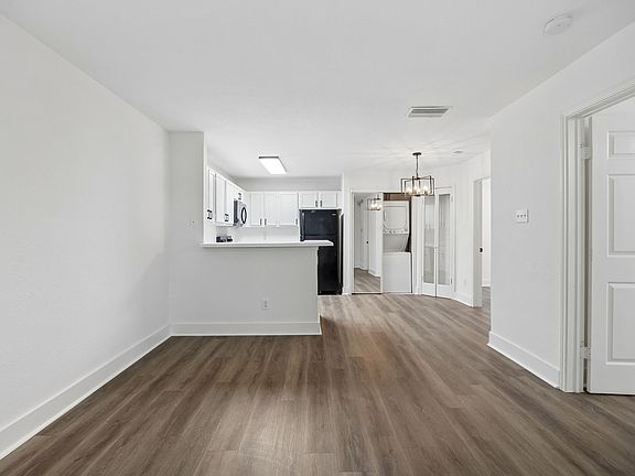 2nd image of 6108 Abrams Rd #410