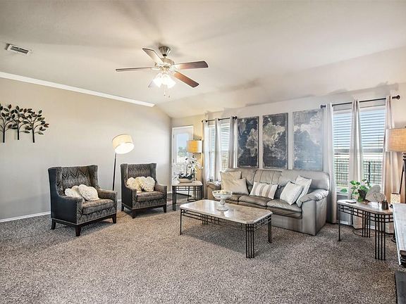 4th image of 2928 Thompson Farm Ln