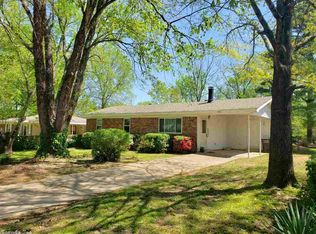 1012 Sorrells Dr, Jacksonville, AR 72076