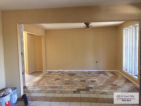 2nd image of 2514 Mamie Dr