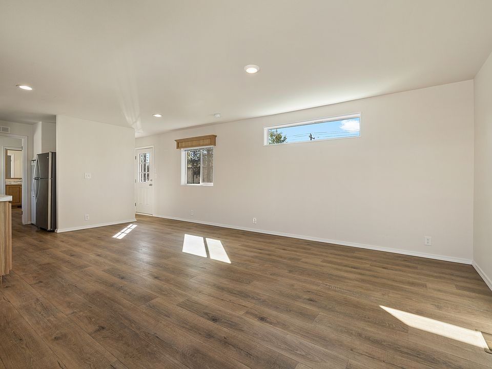 Pics of similar unit, paint/appliances/flooring may be slightly different.