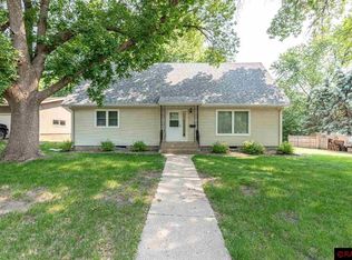 419 W Jackson St, Saint Peter, MN 56082
