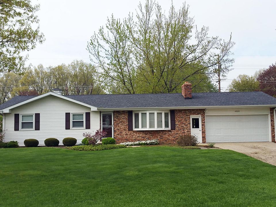 1st image of 1823 Arcadia Dr