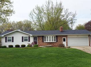 1823 Arcadia Dr, Saint Joseph, MI 49085