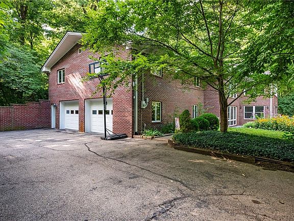 3rd image of 7705 Timber Hill North Dr