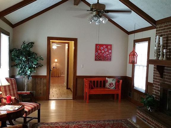 4th image of 2717 Ravenwood Dr