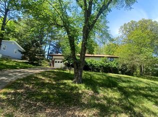 142 Crestview Rd, Mountain Home, AR 72653