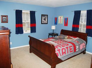 4048 Plumbrook Dr, Toledo, OH 43623