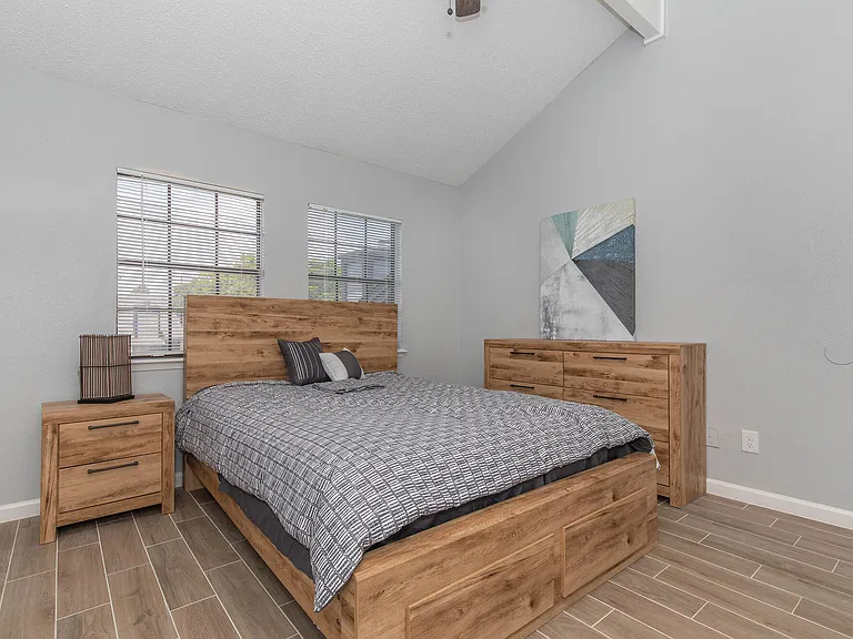 810 Dunson Glen Dr — Photo 15