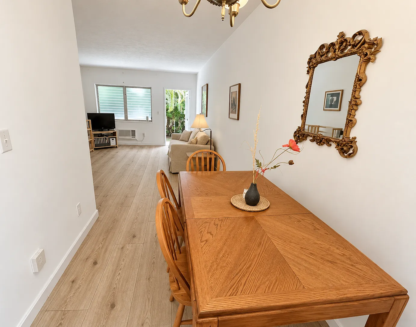 Studio, 406 sqft, $1,595 — Photo 2