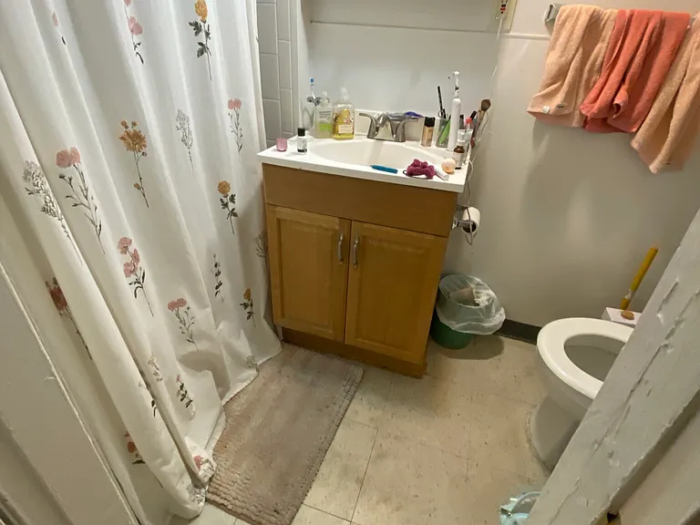 9 Myrtle St #B — Photo 12