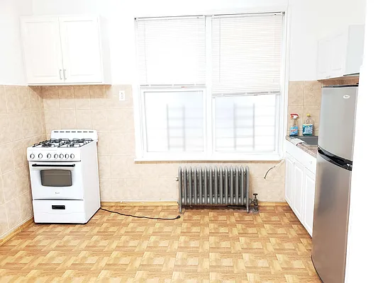 Rented by Roz Khan, LREB | media 1