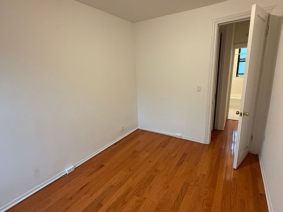 5th image of 31-20 32nd St #4D