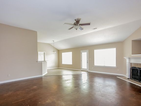4th image of 6257 Saddletrail Dr