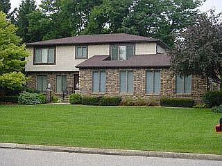 1st image of 9428 Oakmont Dr