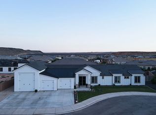 3687 W 2540 S, Hurricane, UT 84737
