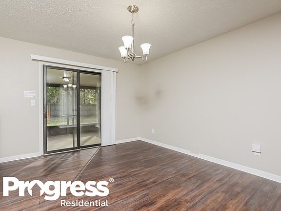 4th image of 1105 Villa Ct