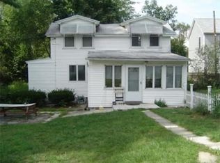 59 1/2 Adams Ave, Methuen, MA 01844