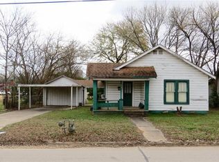 431 W Bell Ave, Rockdale, TX 76567