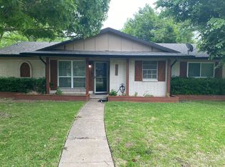 110 N Briarcrest Dr, Richardson, TX 75081