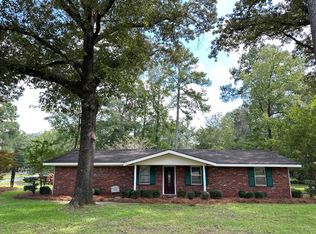 109 Maple Dr, Dublin, GA 31021