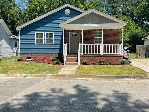 712 Norfleet St, Franklin, VA 23851