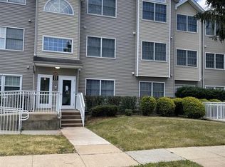 1113 Edpas Rd, New Brunswick, NJ 08901