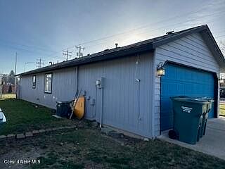 3rd image of 10418 N Camp Ct