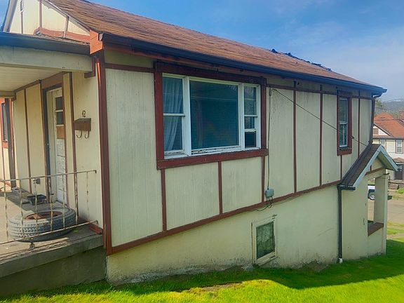 4th image of 42 Fostoria Ave