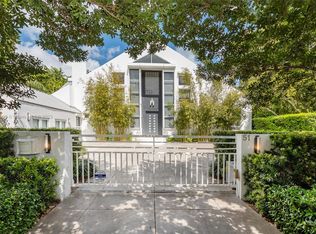 51 Island Dr, Key Biscayne, FL 33149