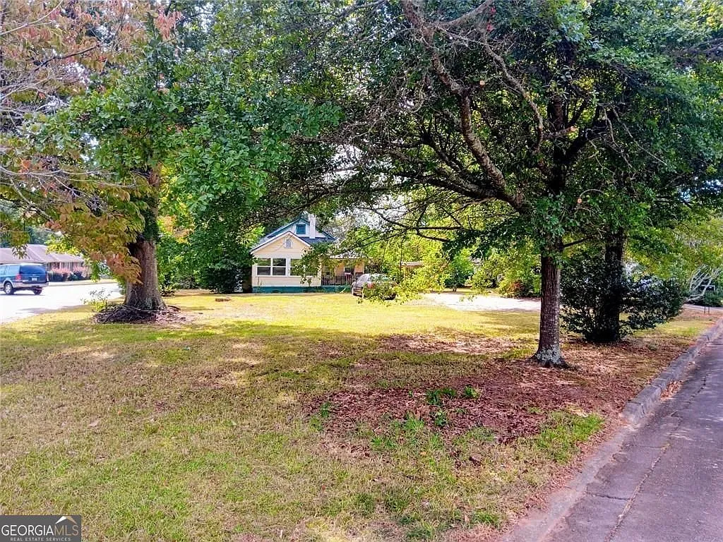 406 Brookwood Dr photo 1