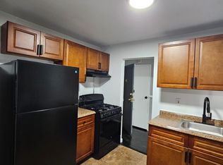 765 Vose Ave APT B-2, Orange, NJ 07050