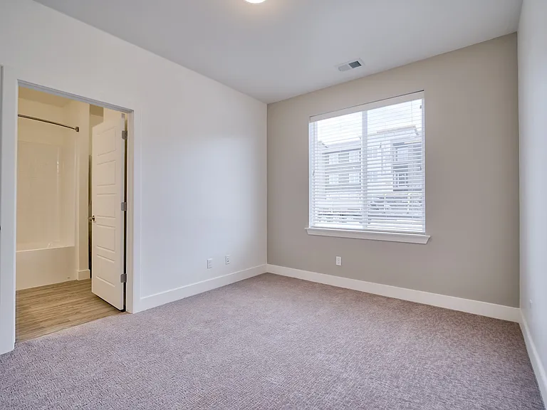 Eden Apartments — Photo 34