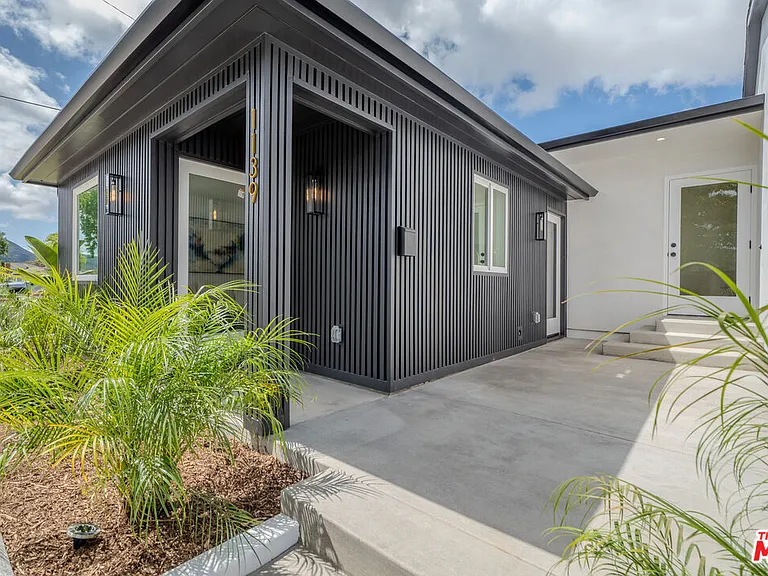 1139 N Lima St — Photo 1