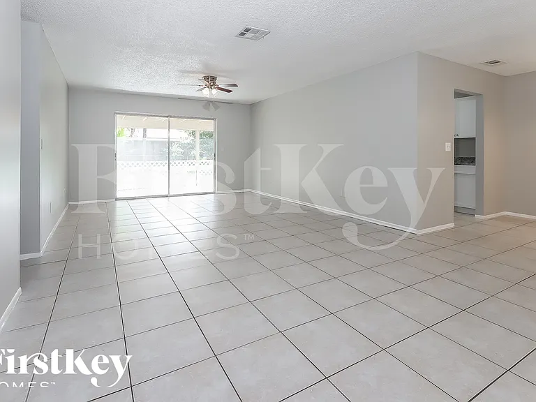 830 Royal Palm Beach Blvd — Photo 7